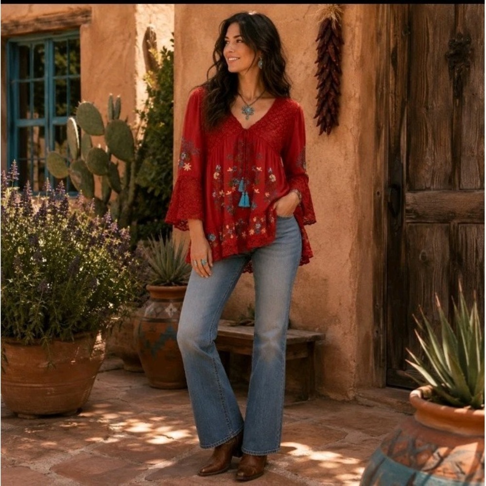 Scully Tunic Top M Red Lace Floral Embroidered Santa Fe Western Boho Folklorist